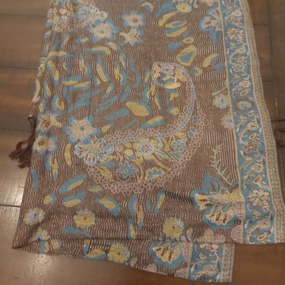 Paskimina scarf - Picture 2 of 2
